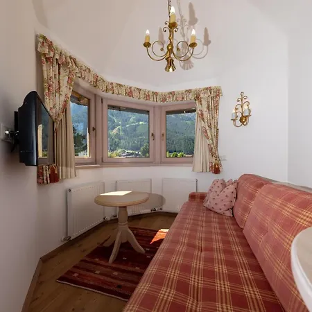 Garni Glockenstuhl 3* Mayrhofen