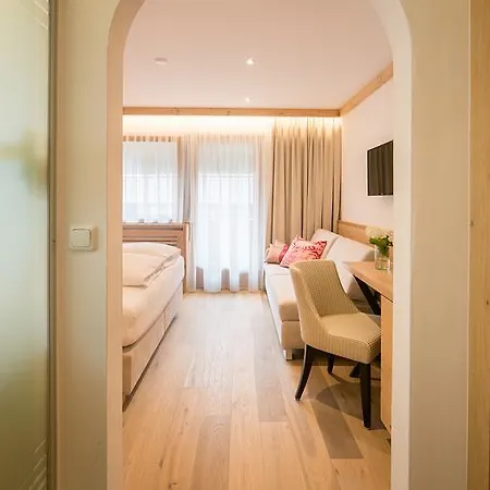 Otel Garni Glockenstuhl Mayrhofen