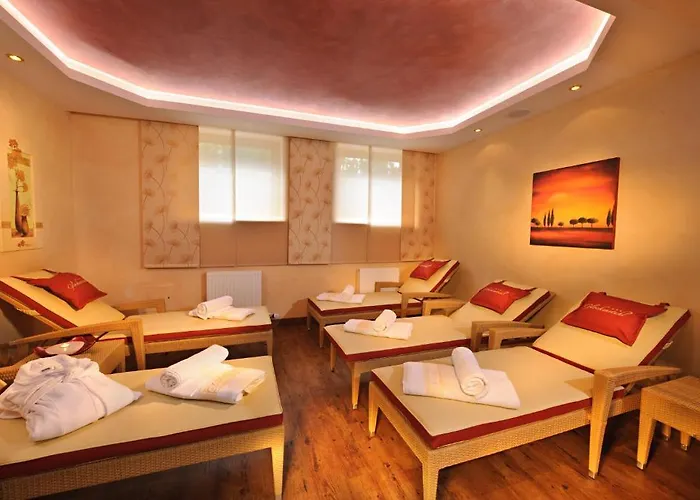 Hotel Garni Glockenstuhl 3*